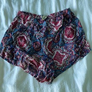 Billabong lose shorts